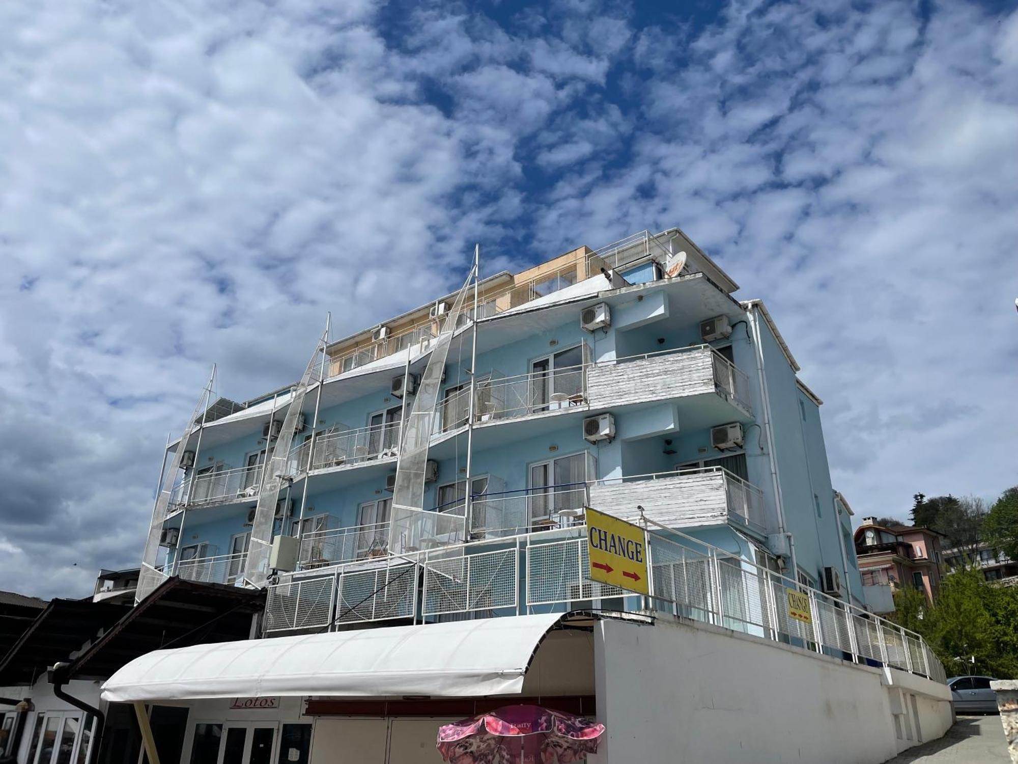 Lotos Hotel Balchik Eksteriør billede
