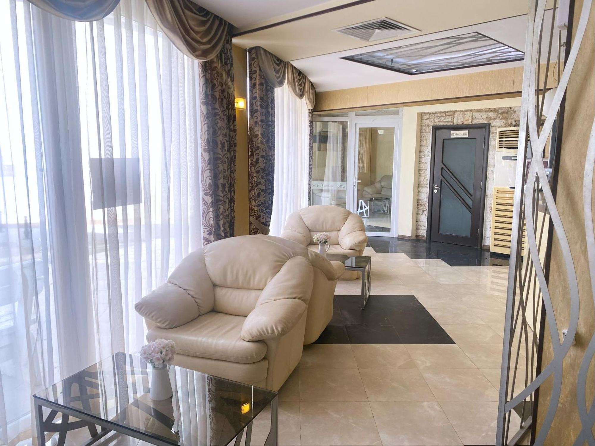 Lotos Hotel Balchik Eksteriør billede